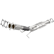 Load image into Gallery viewer, MagnaFlow Direct Fit Catalytic Converter 99-01 Volvo S80 2.9L