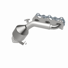 Load image into Gallery viewer, MagnaFlow Direct Fit Catalytic Converter 00 Suzuki Grand Vitara 2.5L