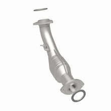 Load image into Gallery viewer, MagnaFlow Direct Fit Catalytic Converter 00-04 Toyota Tacoma 3.4L California