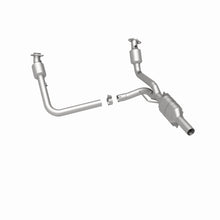 Load image into Gallery viewer, MagnaFlow Direct Fit Catalytic Converter 94-99 Ram 1500/2500