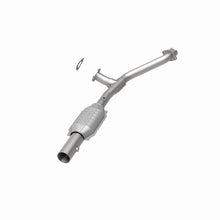 Load image into Gallery viewer, MagnaFlow Direct Fit Catalytic Converter 03 Ram 2500 2WD 5.7L OEM