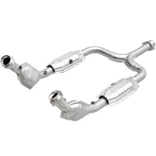 Load image into Gallery viewer, MagnaFlow Direct Fit Catalytic Converter 2003 Ford Mustang 3.8L