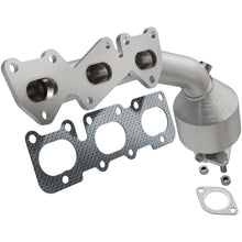 Load image into Gallery viewer, MagnaFlow Direct Fit Catalytic Converter 2007-2009 Sorento 3.3 3.8 L Manifold