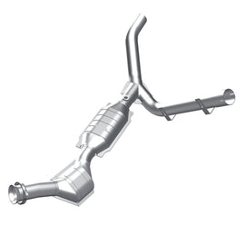 MagnaFlow Direct Fit Catalytic Converter 97-98 Ford F-150 4.6L