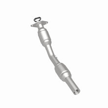 Load image into Gallery viewer, MagnaFlow Direct Fit Catalytic Converter Converter 05-08 Toyota Corolla 1.8L