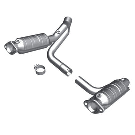 MagnaFlow Direct Fit Catalytic Converter RAIDER- 2006 8 4.7L OEM