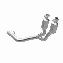 Load image into Gallery viewer, MagnaFlow Direct Fit Catalytic Converter 99-00 Grand Cherokee 4.0L