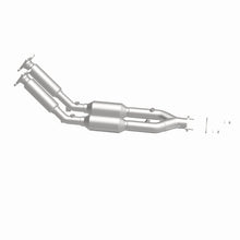 Load image into Gallery viewer, MagnaFlow Direct Fit Catalytic Converter 99-01 Volvo S80 2.8L