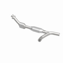 Load image into Gallery viewer, MagnaFlow Direct Fit Catalytic Converter 01-03 Ford E150 4.2L P/S