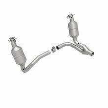 Load image into Gallery viewer, MagnaFlow Direct Fit Catalytic Converter 04 Dakota 3.7/4.7 4WD OEM