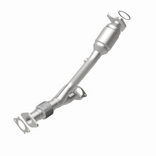 Load image into Gallery viewer, MagnaFlow Direct Fit Catalytic Converter 05-06 Pontiac G6 3.5L Rear