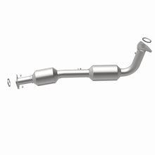 Load image into Gallery viewer, MagnaFlow Direct Fit Catalytic Converter 07-09 Toyota Tundra/Sequoia V8 4.7L