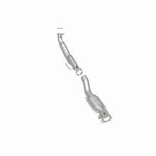 Load image into Gallery viewer, MagnaFlow Direct Fit Catalytic Converter 03-05 Express 2500 4.8L Passenger Side