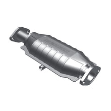 Load image into Gallery viewer, MagnaFlow Direct Fit Catalytic Converter Toyota