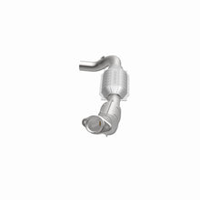 Load image into Gallery viewer, MagnaFlow Direct Fit Catalytic Converter 00-03 Ford Van 4.2L OEM