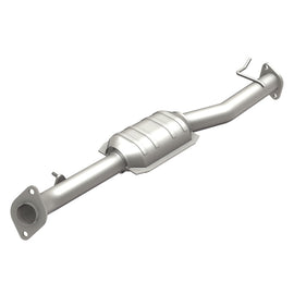 MagnaFlow Direct Fit Catalytic Converter 98-00 Toyota RAV4 2.0L