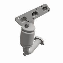 Load image into Gallery viewer, MagnaFlow Direct Fit Catalytic Converter MPV- 00-01 6 2.5L OEM