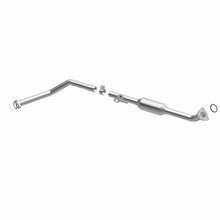 Load image into Gallery viewer, MagnaFlow Direct Fit Catalytic Converter OEM 2001-2004 Toyota Sequoia Underbody