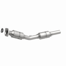Load image into Gallery viewer, MagnaFlow Direct Fit Catalytic Converter 03-04 Pontiac Vibe 1.8L