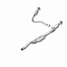 Load image into Gallery viewer, MagnaFlow Direct Fit Catalytic Converter 01 Dakota 3.9L 4wd OEM