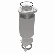 Load image into Gallery viewer, MagnaFlow Direct Fit Catalytic Converter 06-09 Pontiac Solstice 2.4L/07-09 Saturn Sky 2.4L