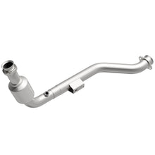 Load image into Gallery viewer, MagnaFlow Direct Fit Catalytic Converter Mercedes CLK320 01-03 Passenger Side OEM