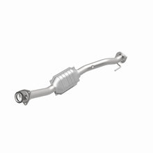 Load image into Gallery viewer, MagnaFlow DF Conv 02-05 Chevy Trail Blazer/GMC Envoy V6 4.2L 113in Wheelbase/02-04 Olds Bravada V6