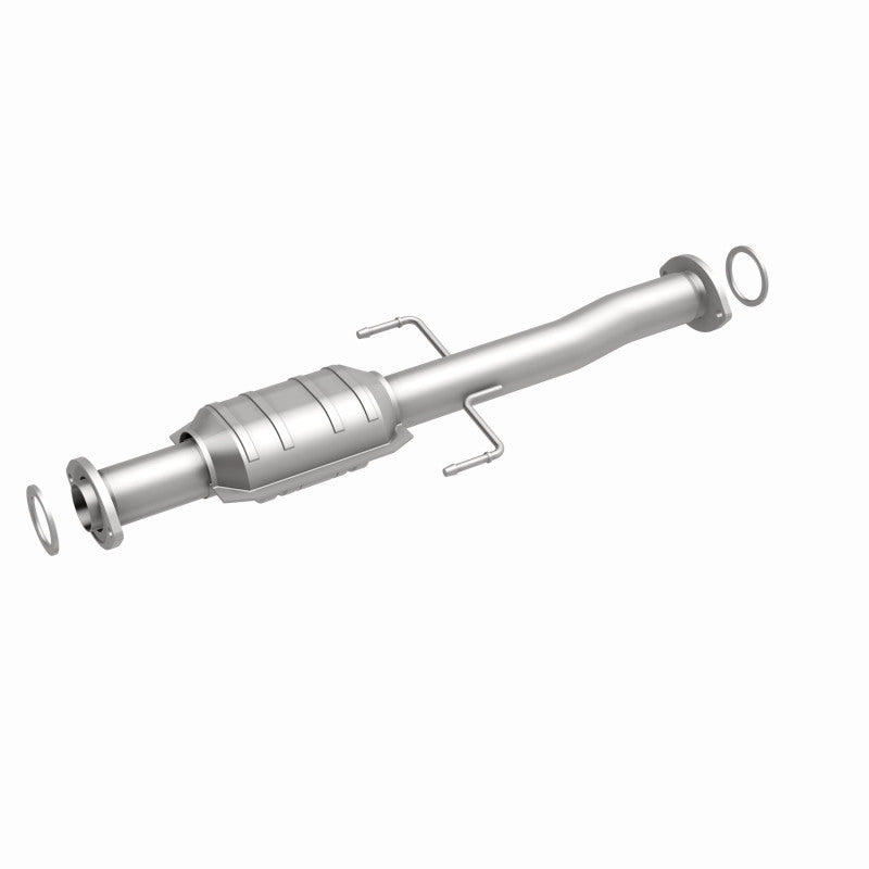 MagnaFlow Direct Fit Catalytic Converter 02-04 Toyota Tacoma 2.7L Rear