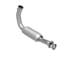 Load image into Gallery viewer, MagnaFlow Direct Fit Catalytic Converter 2004 Liberty P/S frt OEM