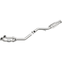 Load image into Gallery viewer, MagnaFlow Direct Fit Catalytic Converter 89-92 BMW 525i 2.5L