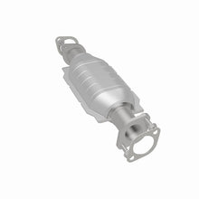 Load image into Gallery viewer, MagnaFlow Direct Fit Catalytic Converter 05-10 Kia Sportage 2.7L