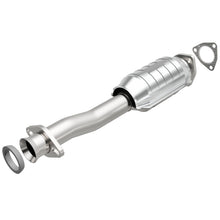 Load image into Gallery viewer, MagnaFlow Direct Fit Catalytic Converter Honda 85-87