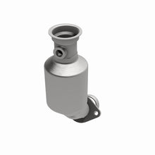 Load image into Gallery viewer, MagnaFlow Direct Fit Catalytic Converter 02-03 Liberty D/S Frt 3.7L