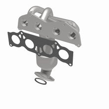 Load image into Gallery viewer, MagnaFlow Direct Fit Catalytic Converter California Grade CARB Compliant 04-07 Toyota Solara L4 2.4L