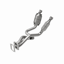 Load image into Gallery viewer, MagnaFlow Direct Fit Catalytic Converter 05-07 Ford F250/F350 5.4L