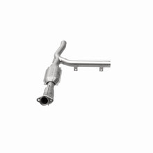 Load image into Gallery viewer, MagnaFlow Direct Fit Catalytic Converter 01 Ford F-150 4.2L