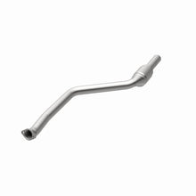 Load image into Gallery viewer, MagnaFlow Direct Fit Catalytic Converter BMW 3 06-09 Front OEM