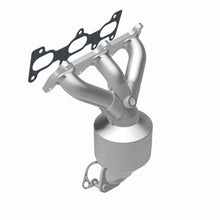 Load image into Gallery viewer, MagnaFlow Direct Fit Catalytic Converter 05-08 Kia Sportage 2.7L Driver Side
