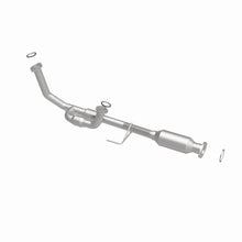 Load image into Gallery viewer, MagnaFlow Direct Fit Catalytic Converter California Grade CARB Compliant 95-97 Toyota Avalon