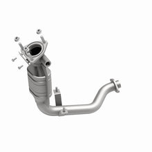 Load image into Gallery viewer, MagnaFlow Direct Fit Catalytic Converter 01-04 Ford Escape