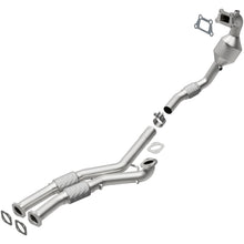 Load image into Gallery viewer, MagnaFlow Direct Fit Catalytic Converter 12-15 Cadillac SRX V6-3.6L (FWD Only)