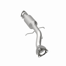 Load image into Gallery viewer, MagnaFlow Direct Fit Catalytic Converter California Grade 96-98 Chevrolet Blazer 4.3L