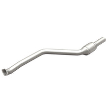 Load image into Gallery viewer, MagnaFlow Direct Fit Catalytic Converter BMW 3 06-09 Front OEM