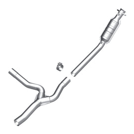 MagnaFlow Direct Fit Catalytic Converter 04-05 Dodge RAM 1500 Pickup 3.7L (Inc 4WD 4.7L) P/S