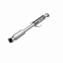 Load image into Gallery viewer, MagnaFlow Direct Fit Catalytic Converter 2012 Hyundai Sonata 2.0L