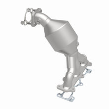Load image into Gallery viewer, MagnaFlow Direct Fit Catalytic Converter 05-06 Hyundai Santa Fe 2.7L