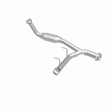 Load image into Gallery viewer, MagnaFlow Direct Fit Catalytic Converter 05 Expedition P/S 5.4L OEM