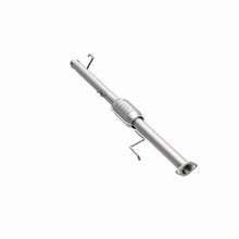 Load image into Gallery viewer, MagnaFlow Direct Fit Catalytic Converter 00-04 Tundra Rear 3.4L