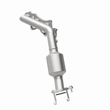 Load image into Gallery viewer, MagnaFlow DF Catalytic Conv Toyota 03-09 4Runner/05-09 Tacoma/05-06 Tundra 4.0L Driver Side Manifold