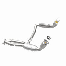 Load image into Gallery viewer, MagnaFlow DF Cat Conv Chevy/GMC Avalanche/Sierra/Silverado/Suburban/Yukon XL 1500 / Tahoe/Yukon 5.3L